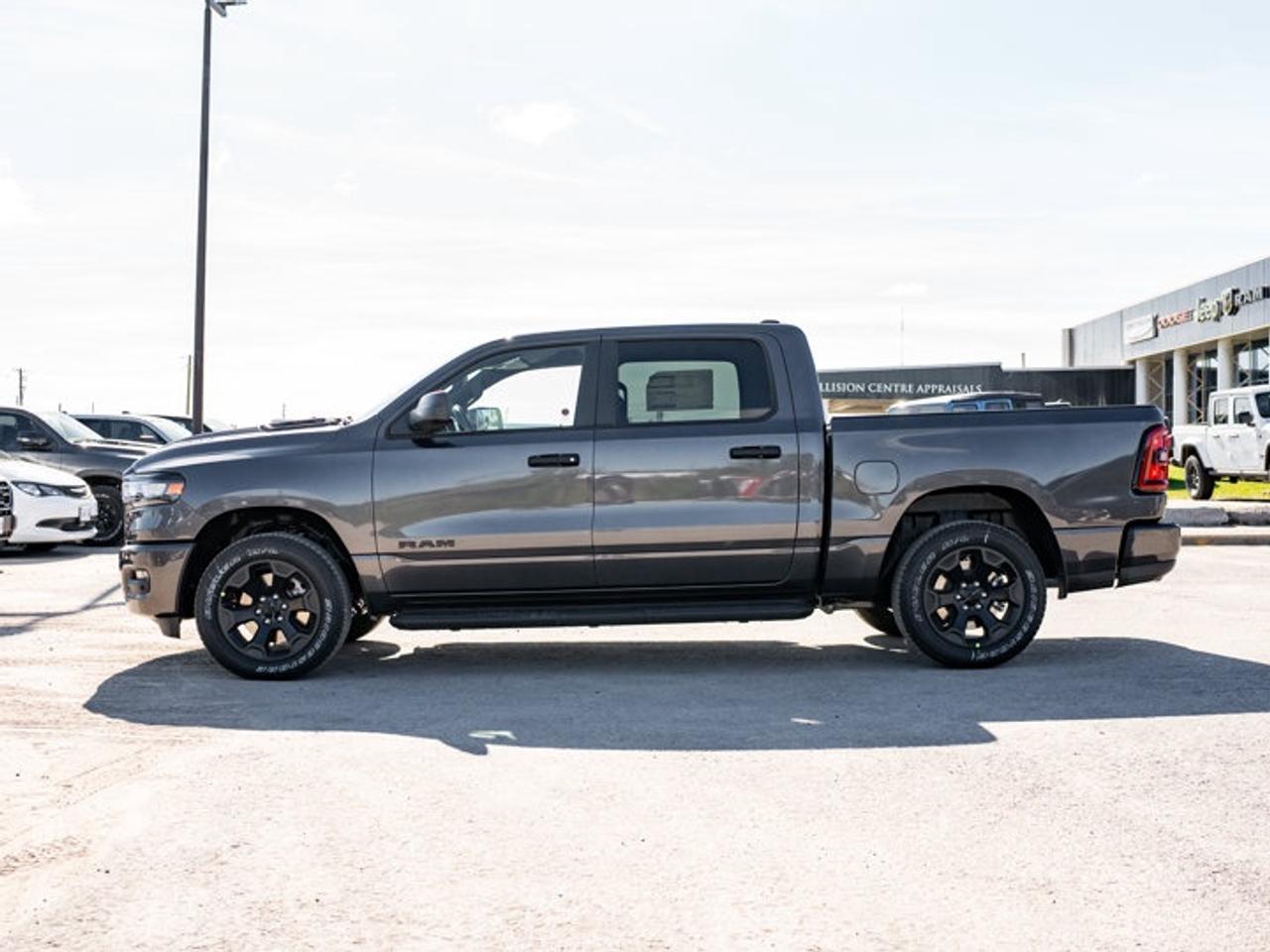 2026 RAM 1500 Express Photo