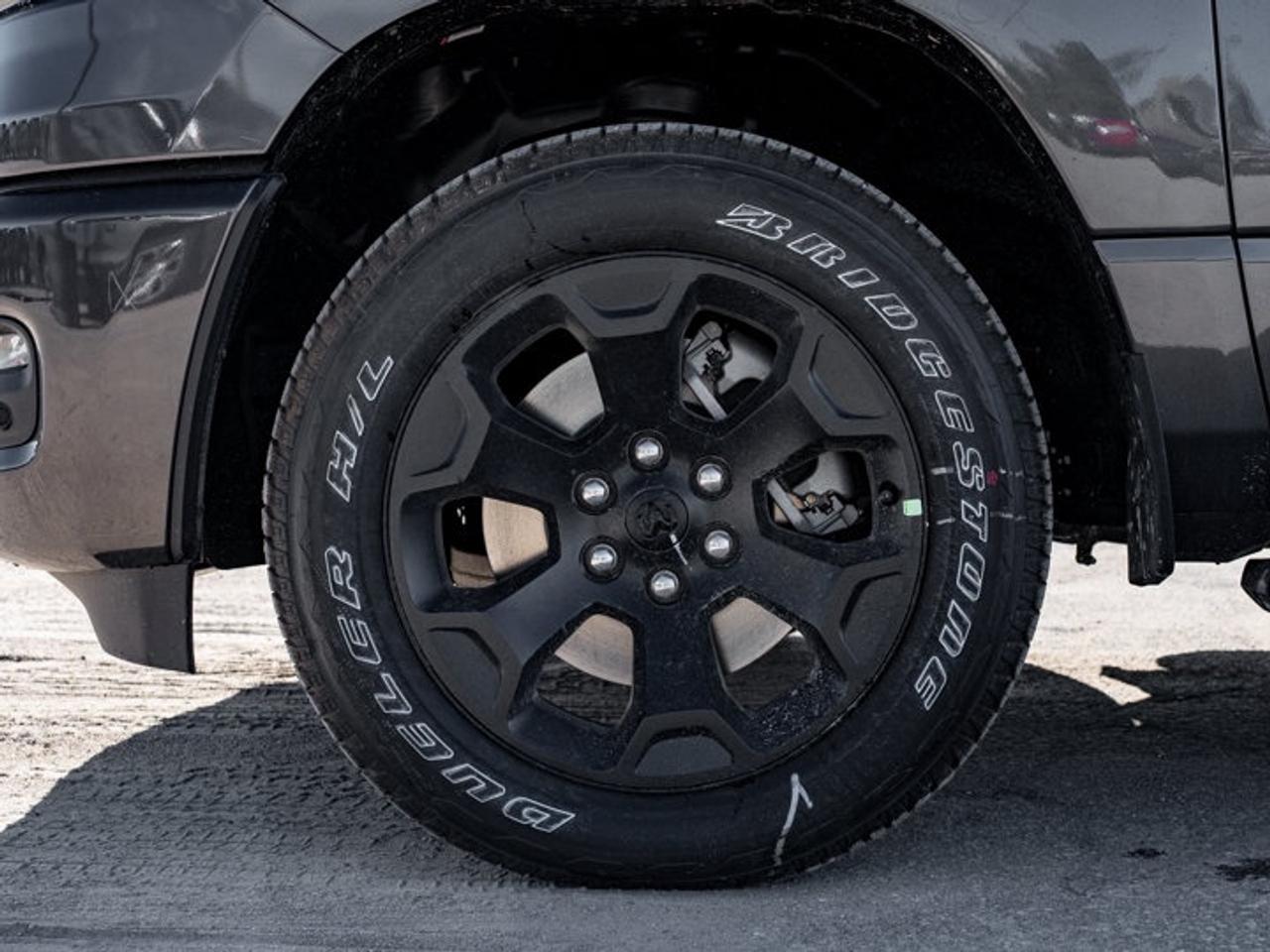 2026 RAM 1500 Express Photo