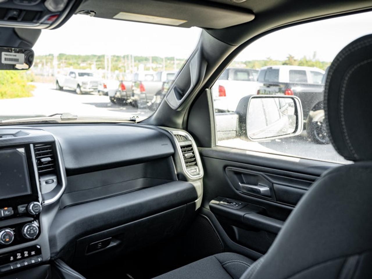 2026 RAM 1500 Express Photo