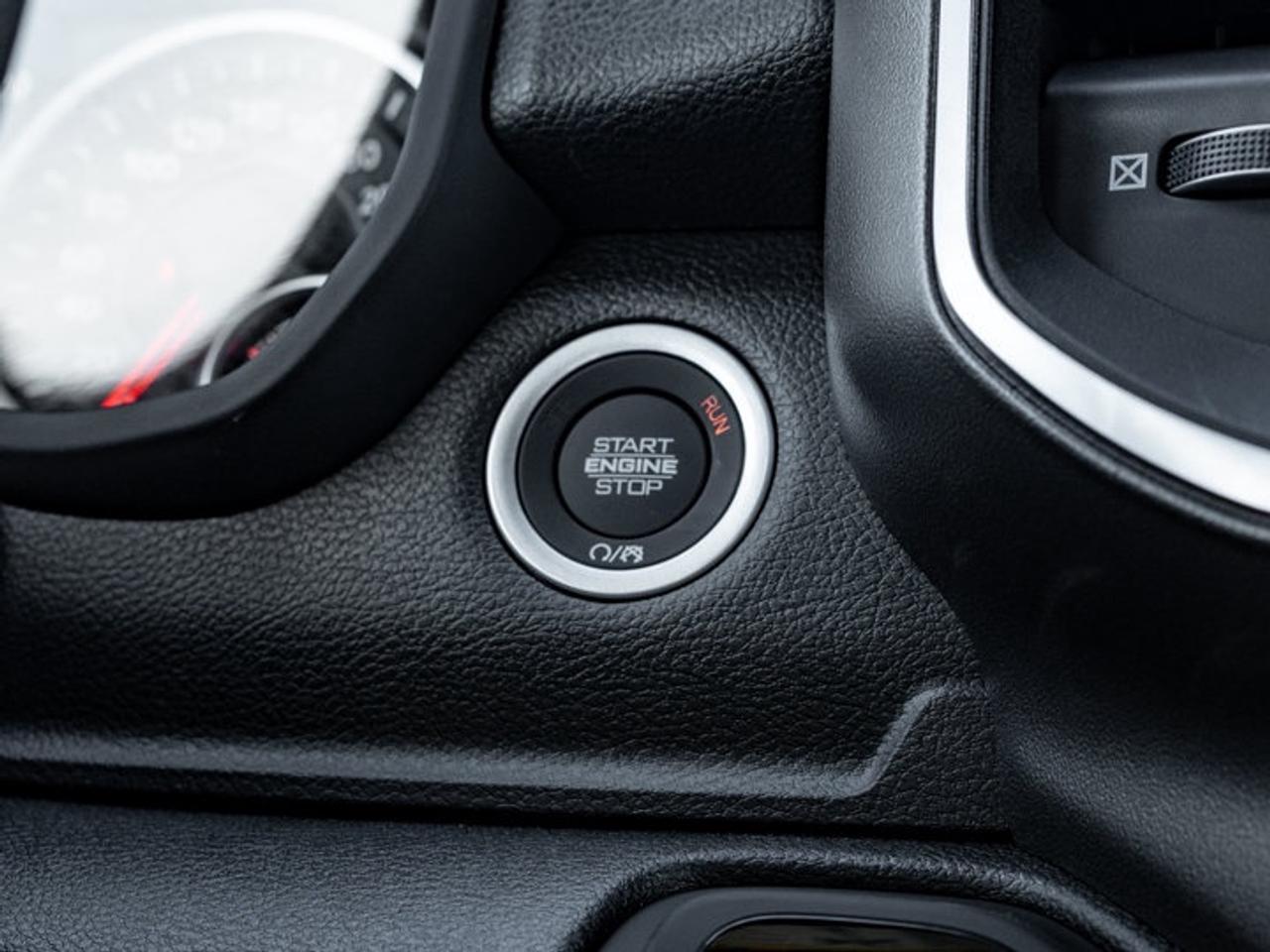 2026 RAM 1500 Express Photo