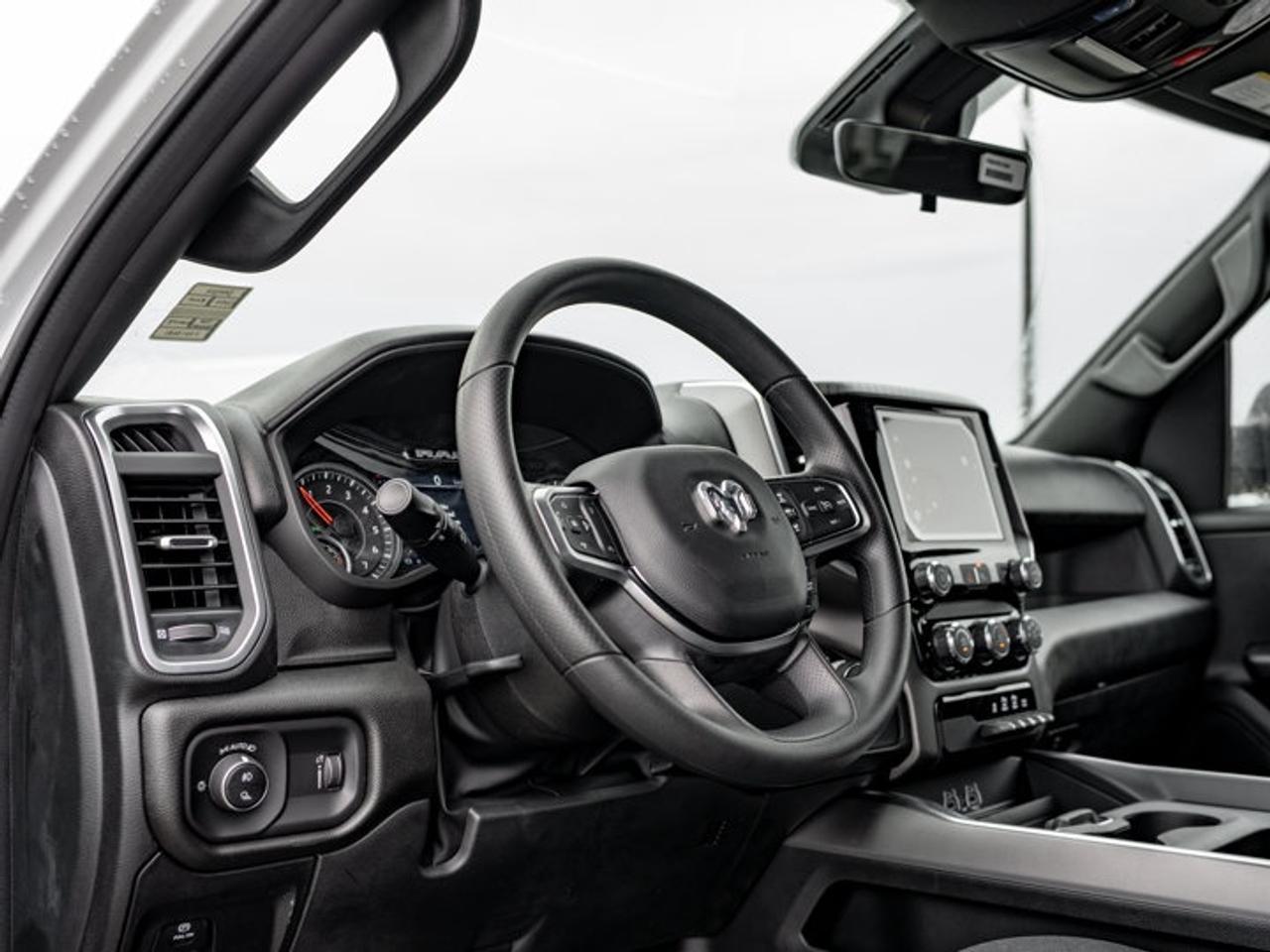 2026 RAM 1500 Express Photo
