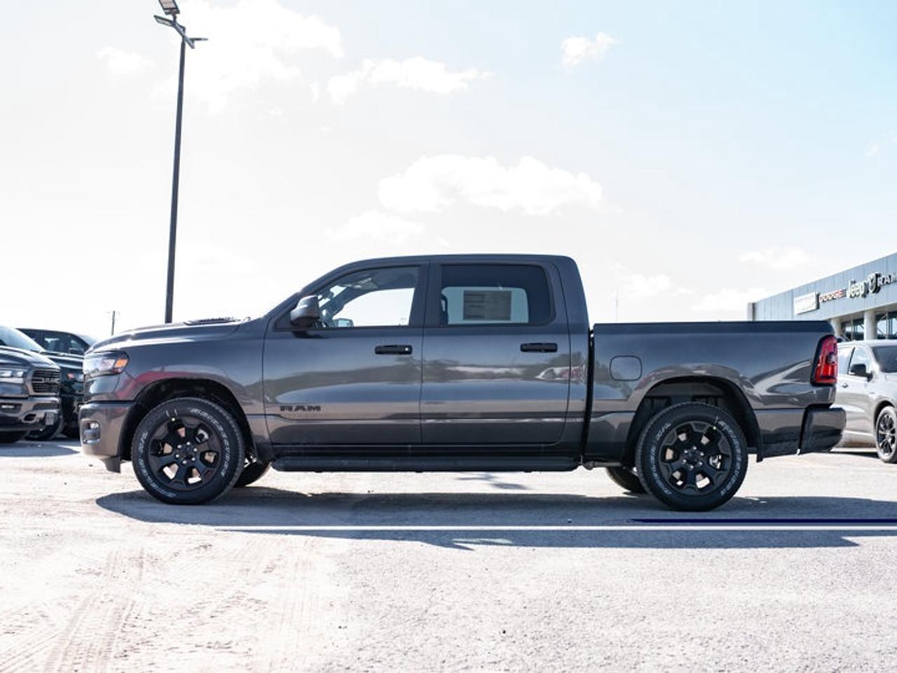 2026 RAM 1500 Express Photo