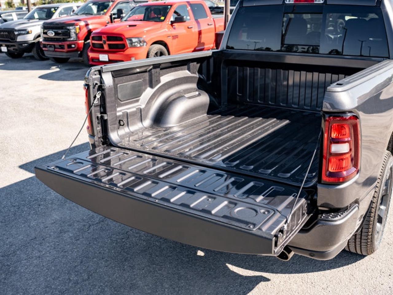 2026 RAM 1500 Express Photo