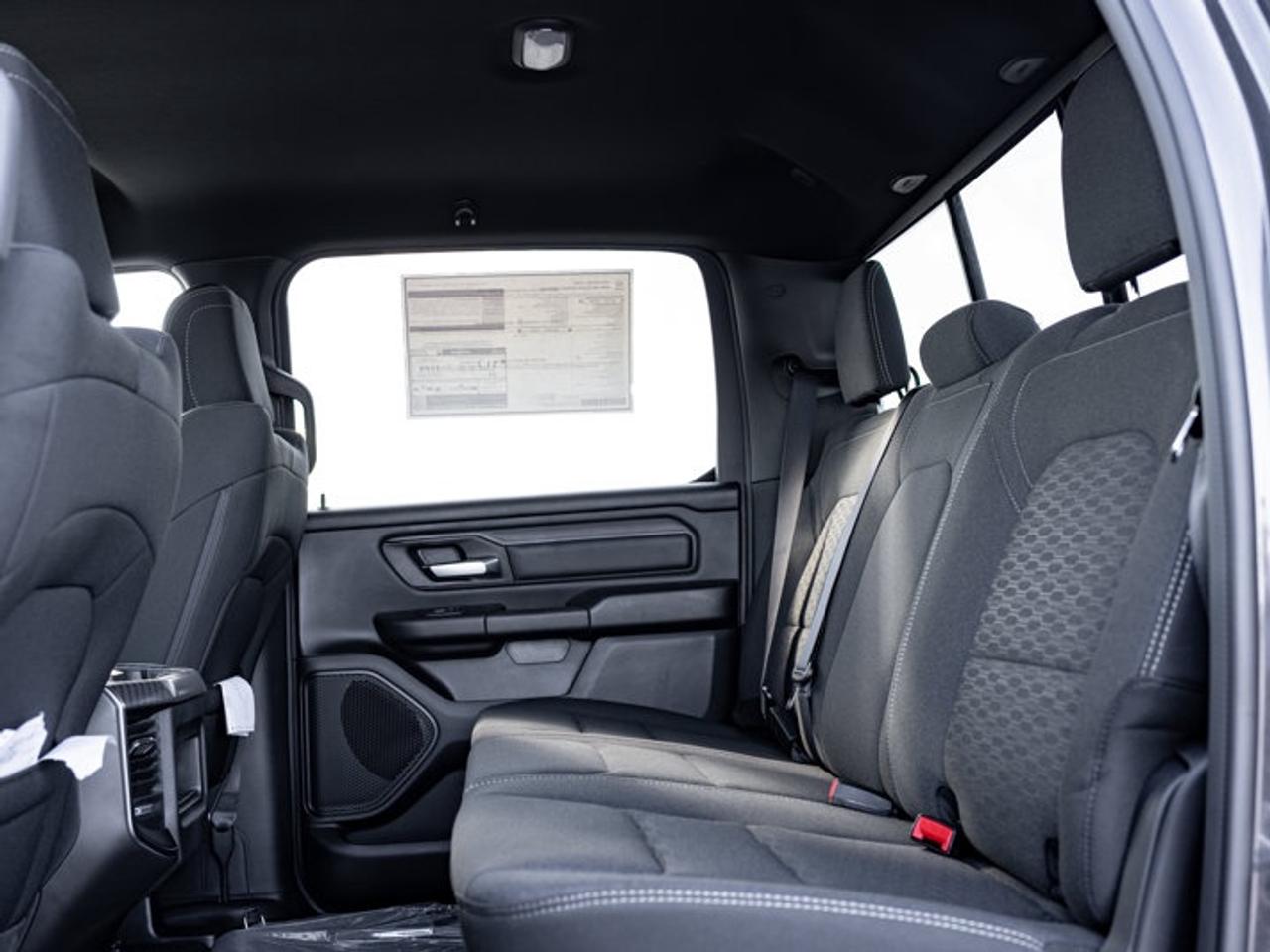 2026 RAM 1500 Express Photo