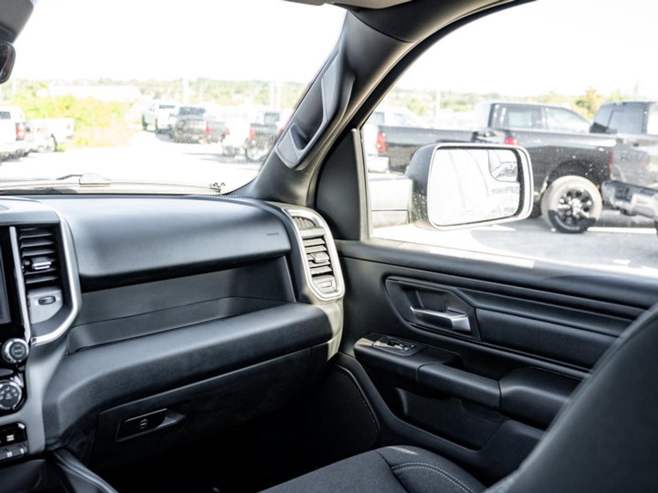 2026 RAM 1500 Express Photo