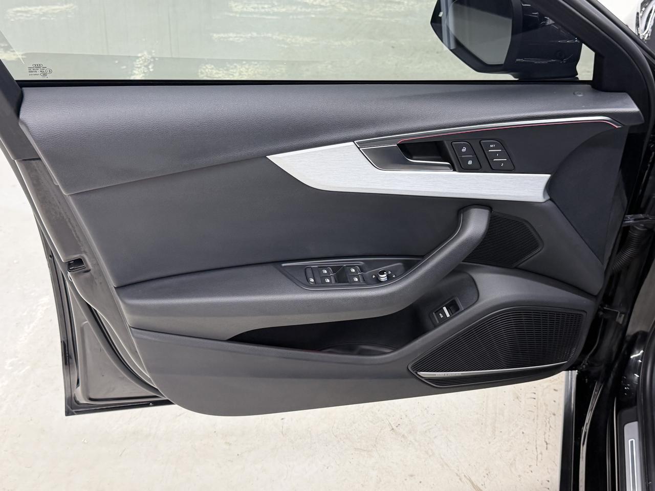 2019 Audi A4 TECHNIK|S-LINE|NAV|360CAM|BSM|B&O SOUND|SUNROOF| Photo