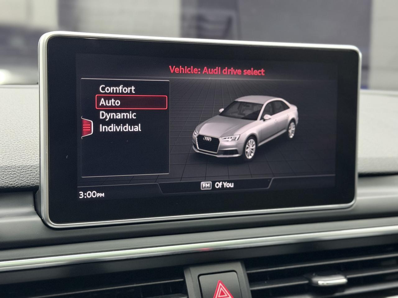 2019 Audi A4 TECHNIK|S-LINE|NAV|360CAM|BSM|B&O SOUND|SUNROOF| Photo