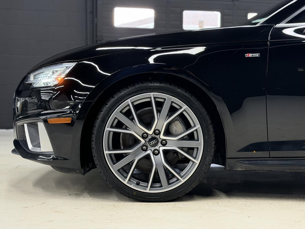 2019 Audi A4 TECHNIK|S-LINE|NAV|360CAM|BSM|B&O SOUND|SUNROOF| Photo