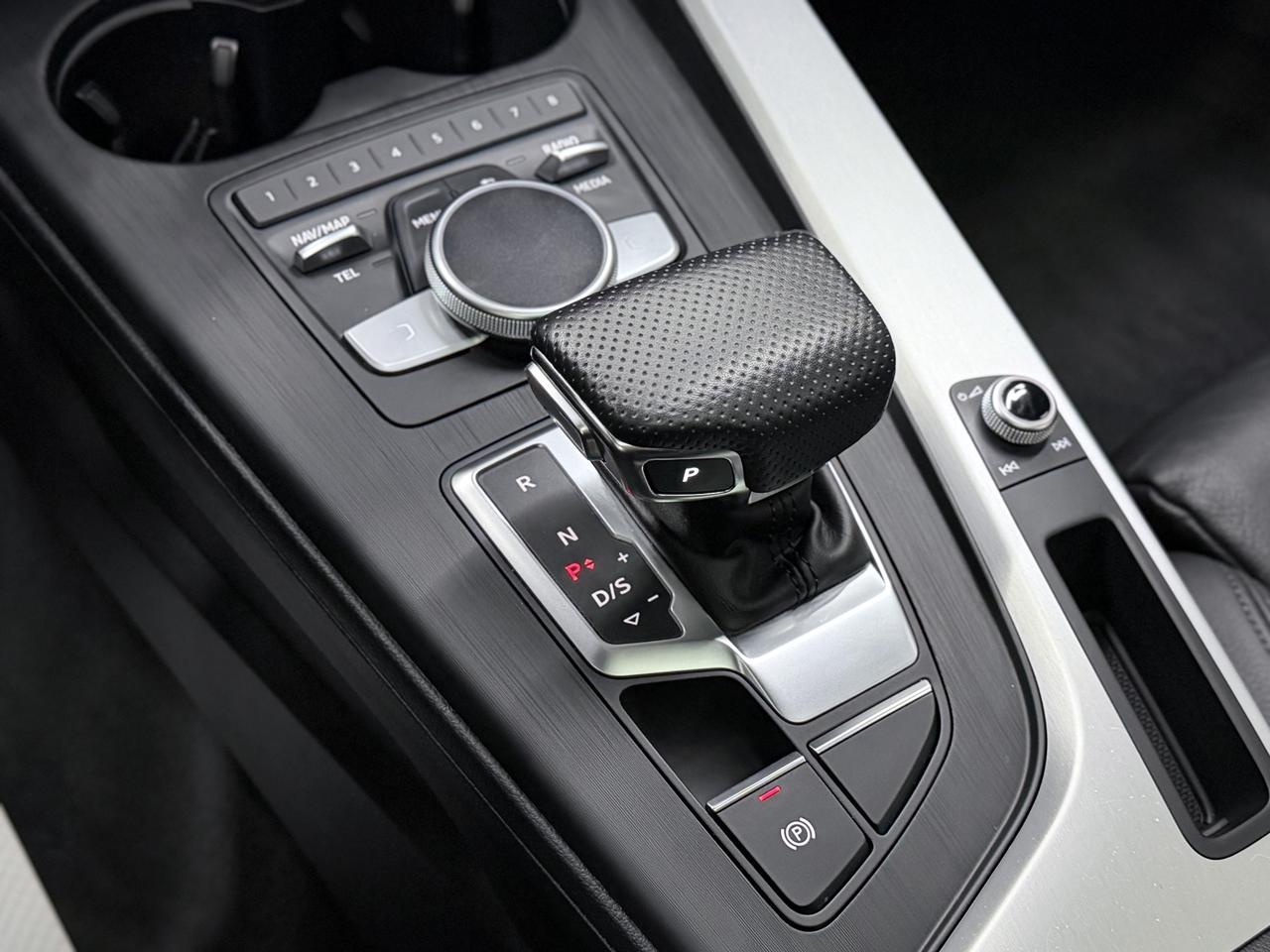 2019 Audi A4 TECHNIK|S-LINE|NAV|360CAM|BSM|B&O SOUND|SUNROOF| Photo