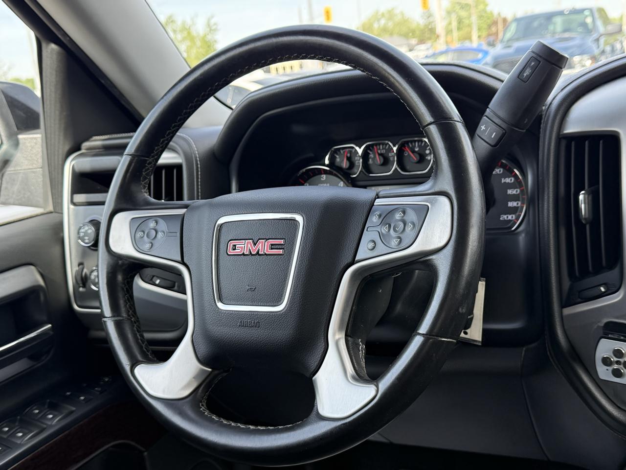 2015 GMC Sierra 1500 SLE Photo