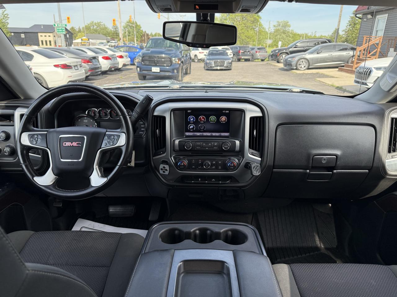 2015 GMC Sierra 1500 SLE Photo