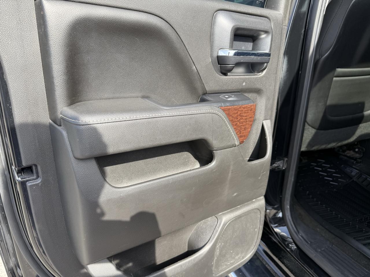 2015 GMC Sierra 1500 SLE Photo