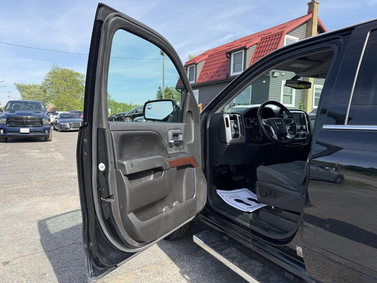 2015 GMC Sierra 1500 SLE Photo