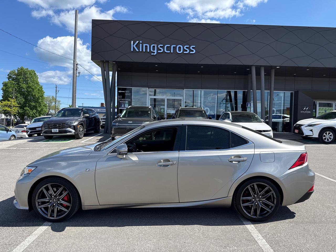 2016 Lexus IS 300  Photo