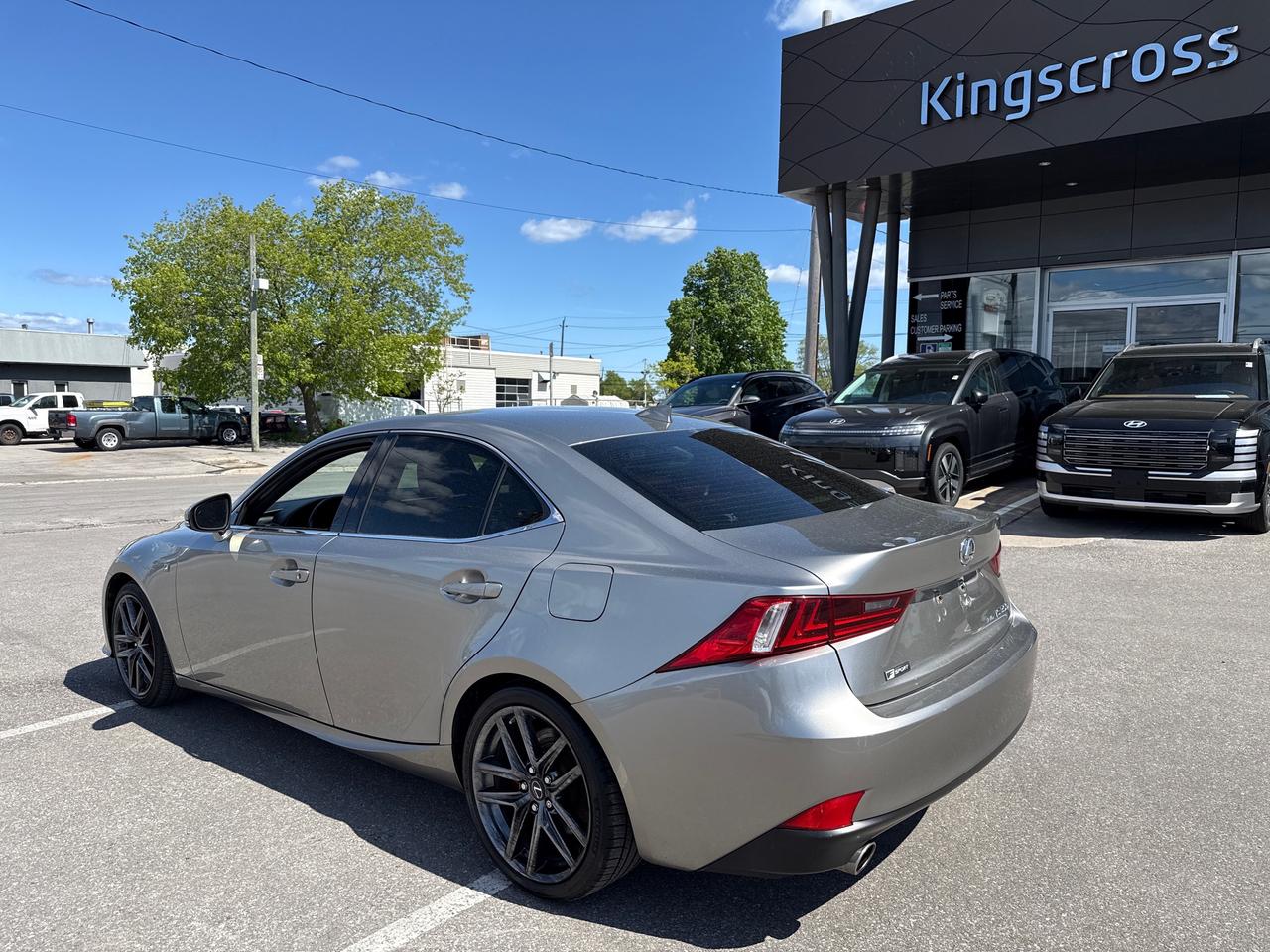 2016 Lexus IS 300  Photo