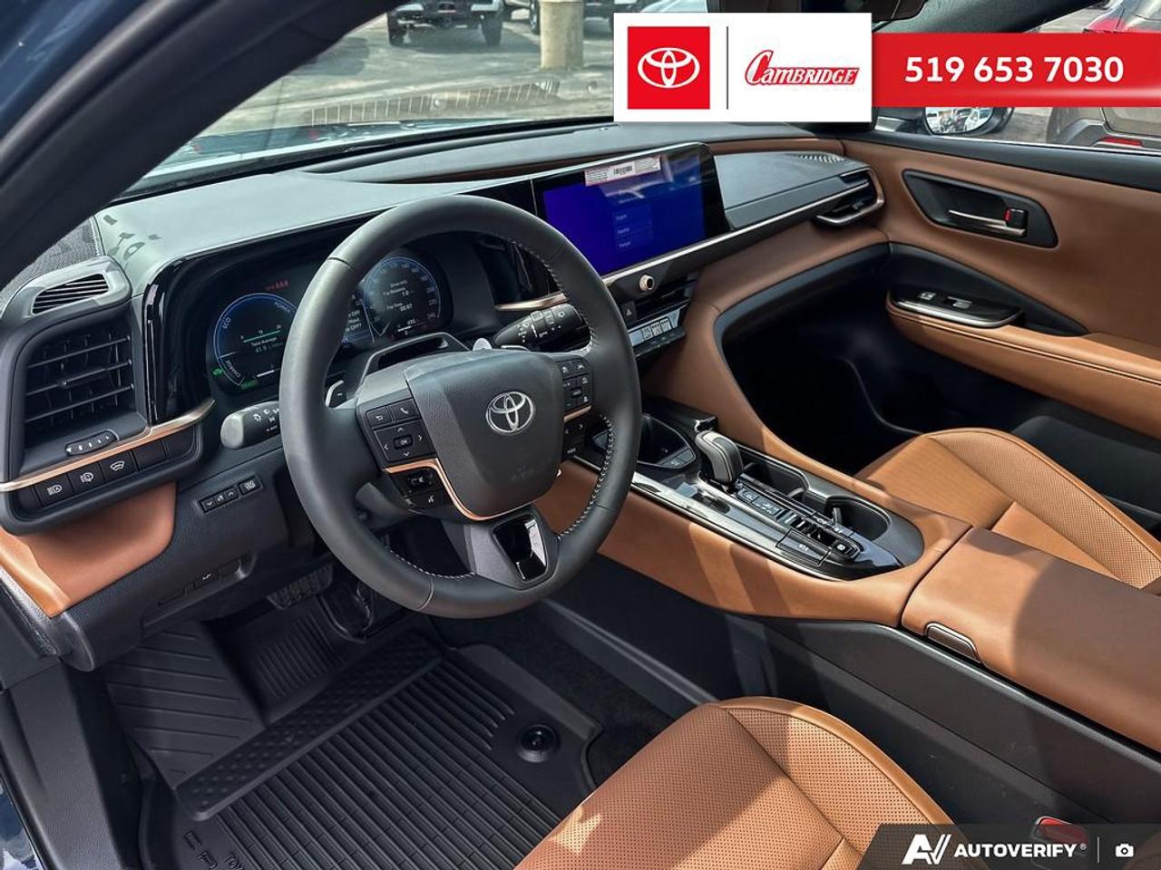 2026 Toyota Crown Signia Limited Photo