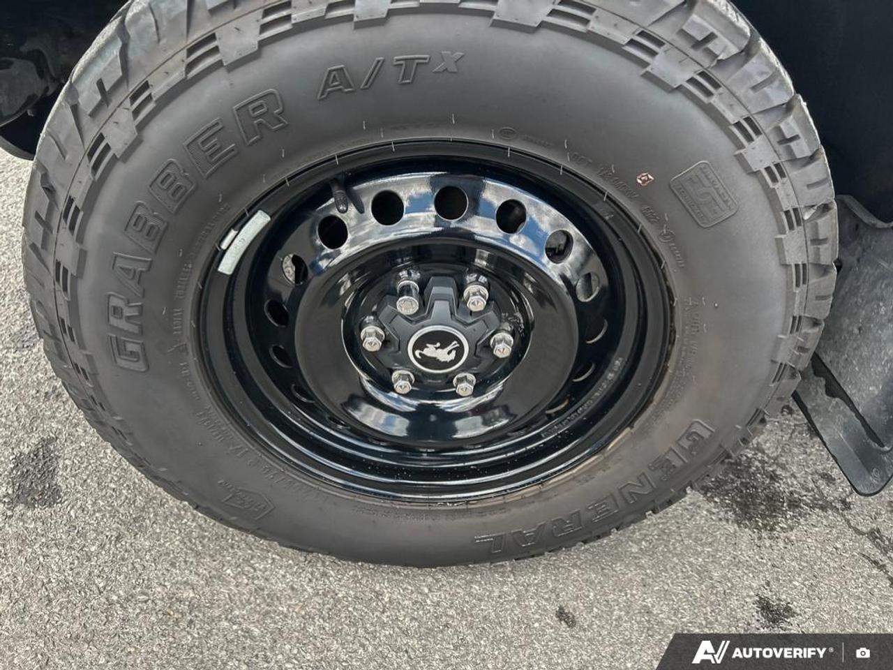 2023 Ford Bronco Black Diamond HARDTOP | MANUAL | 1 OWNER | NO ACCIDENTS Photo