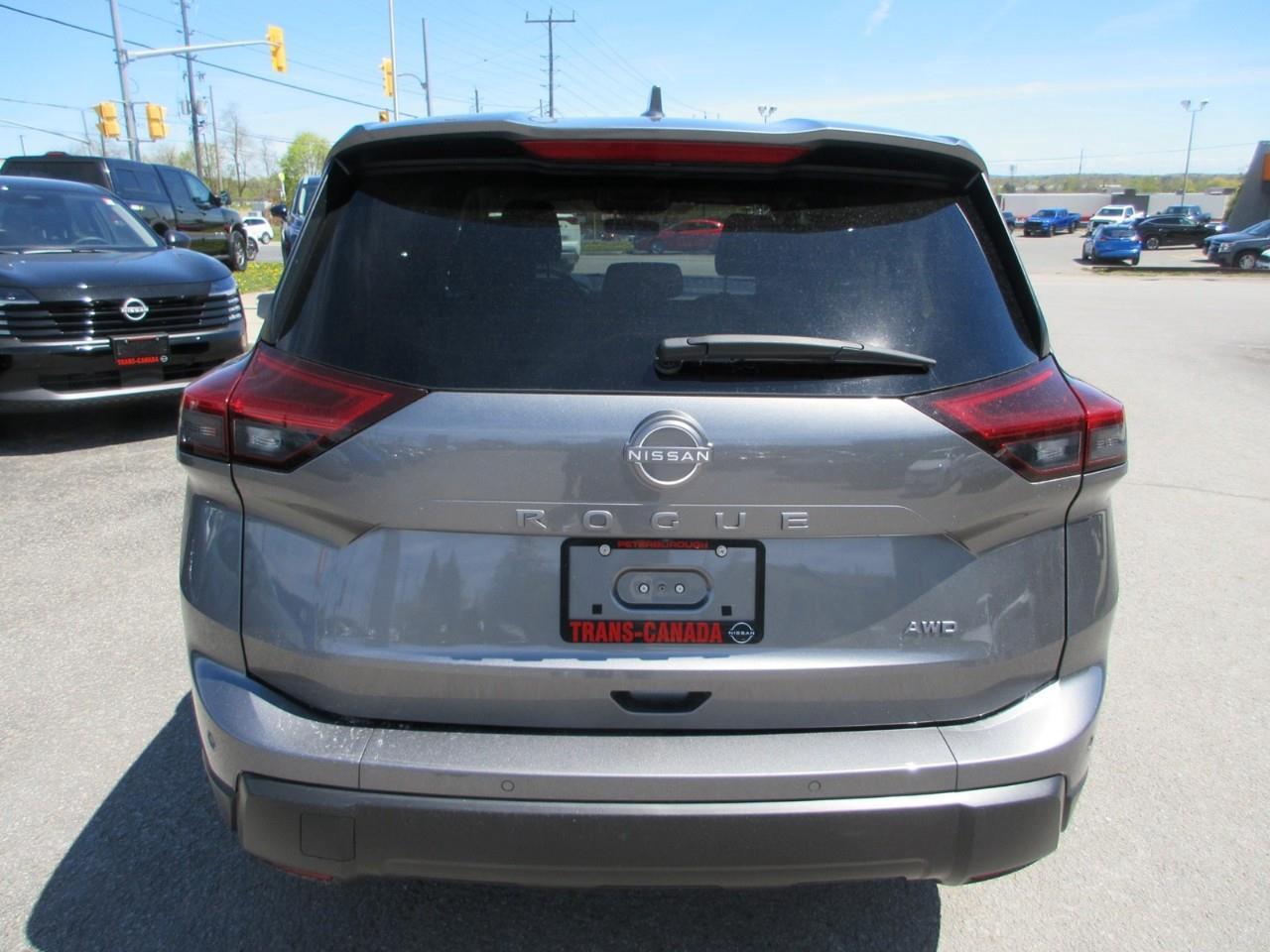 2024 Nissan Rogue S Photo3