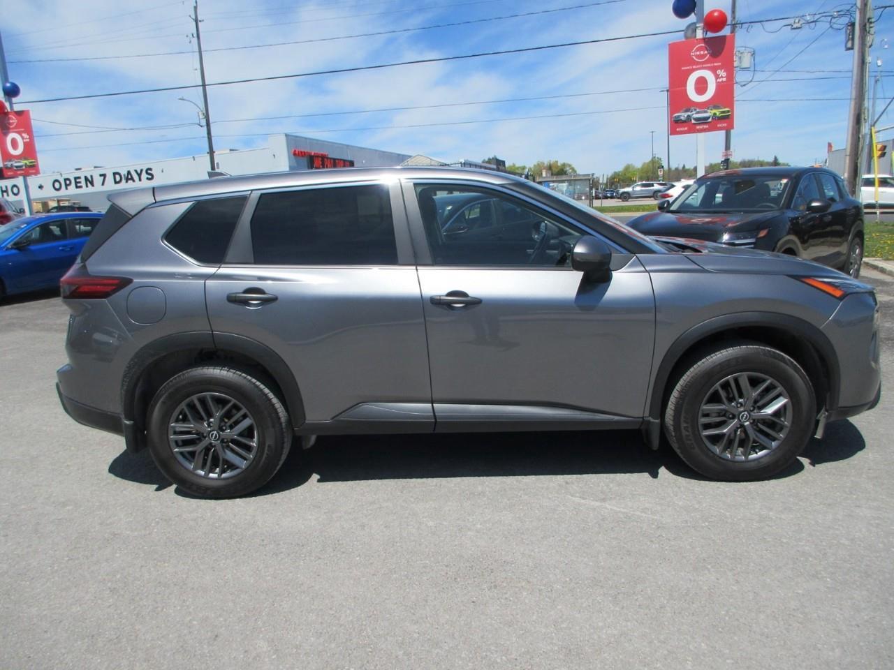 2024 Nissan Rogue S Photo
