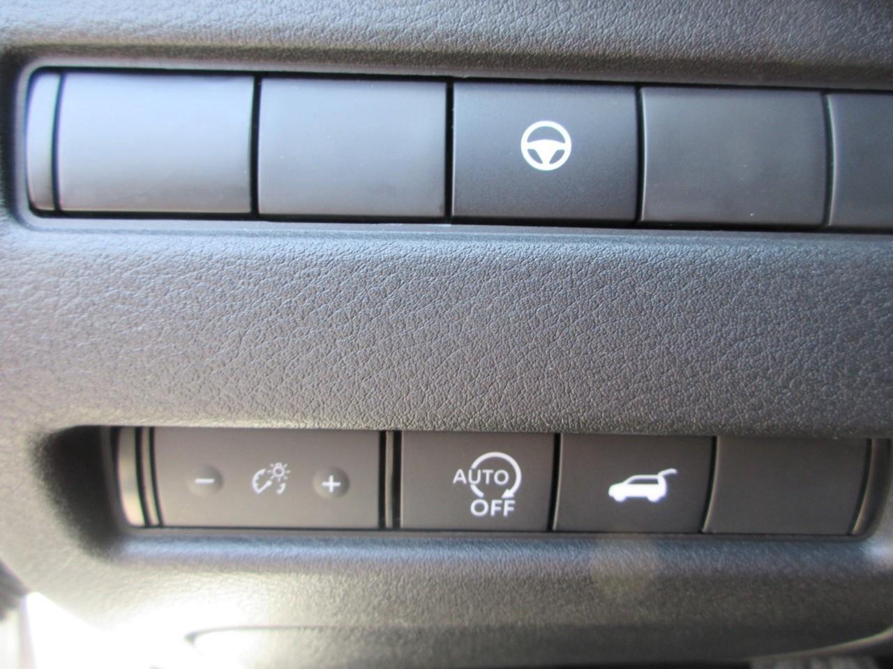 2024 Nissan Rogue SV MOONROOF Photo
