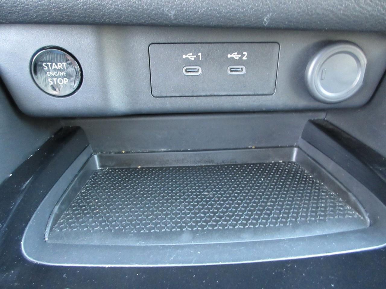 2024 Nissan Rogue SV MOONROOF Photo