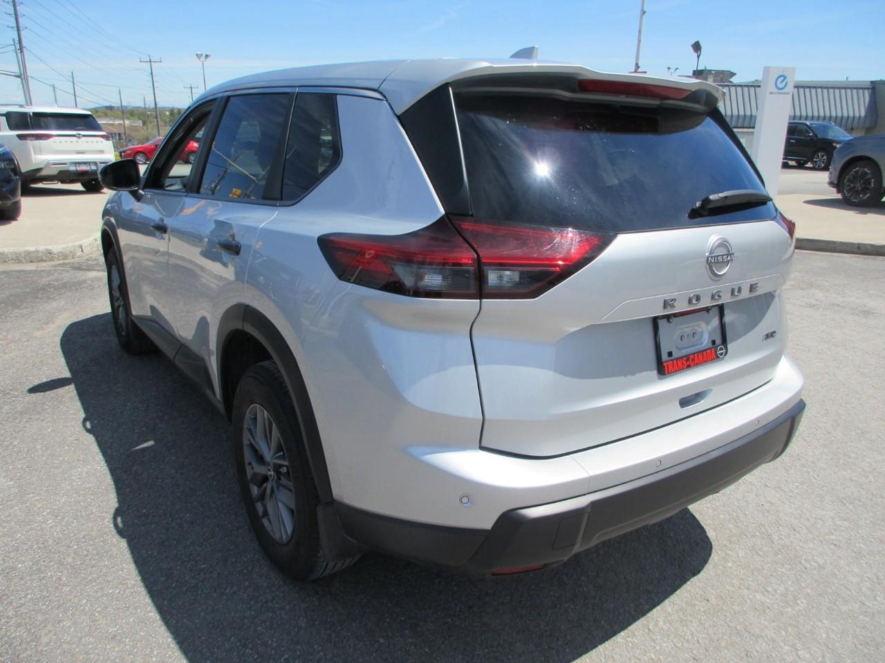 2024 Nissan Rogue S Photo