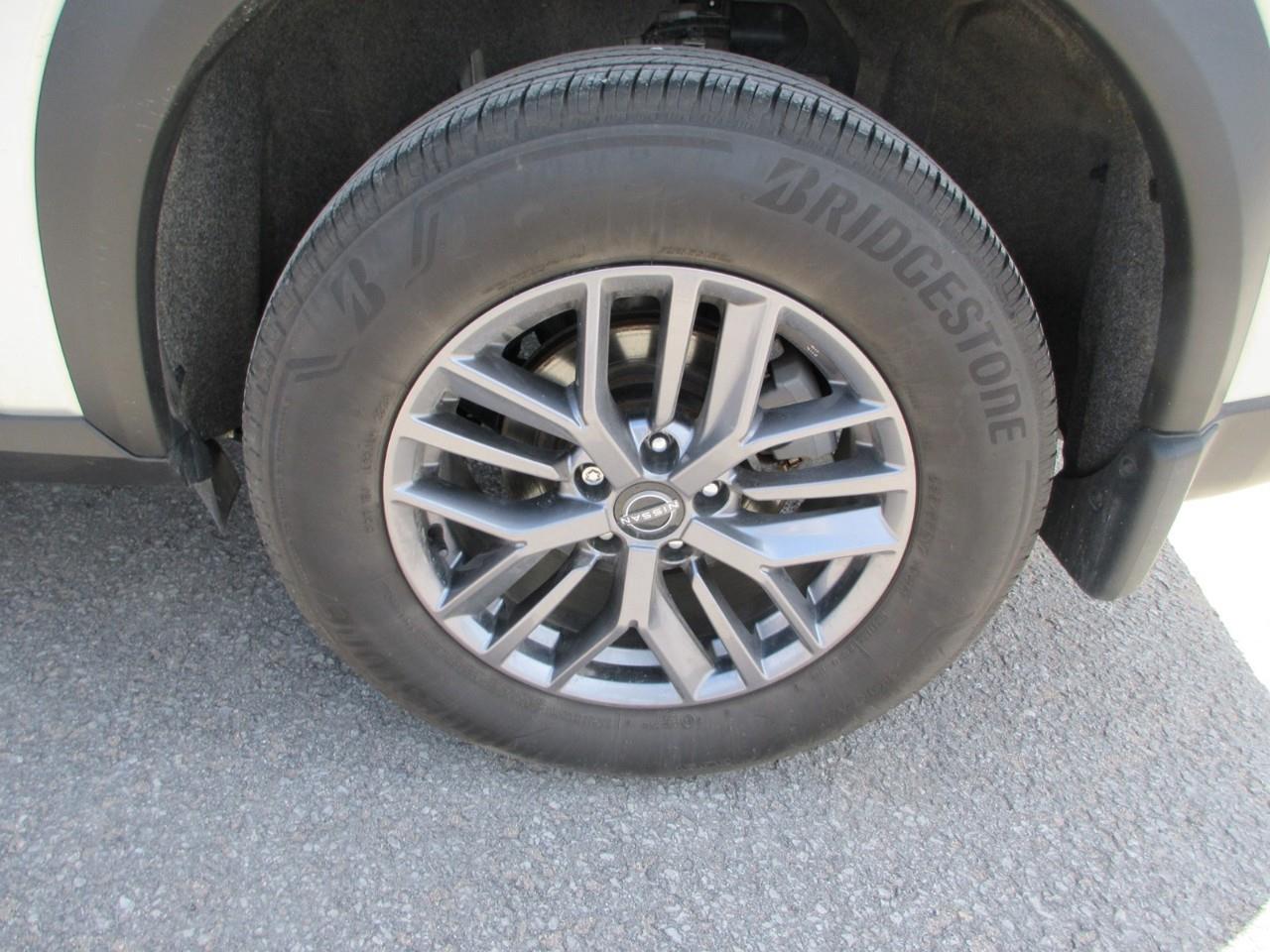 2024 Nissan Rogue S Photo