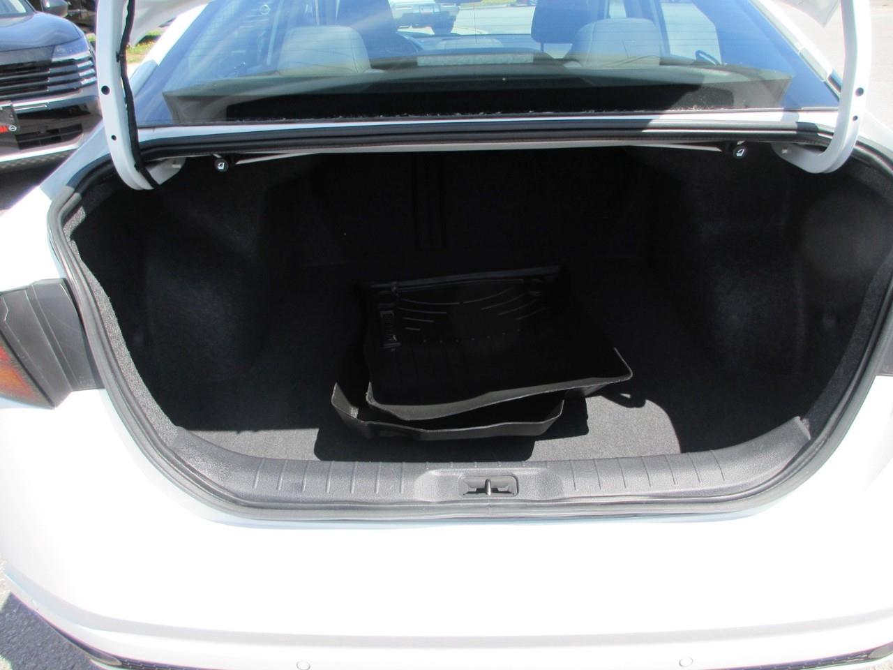2021 Nissan Altima 2.5 SE Photo4