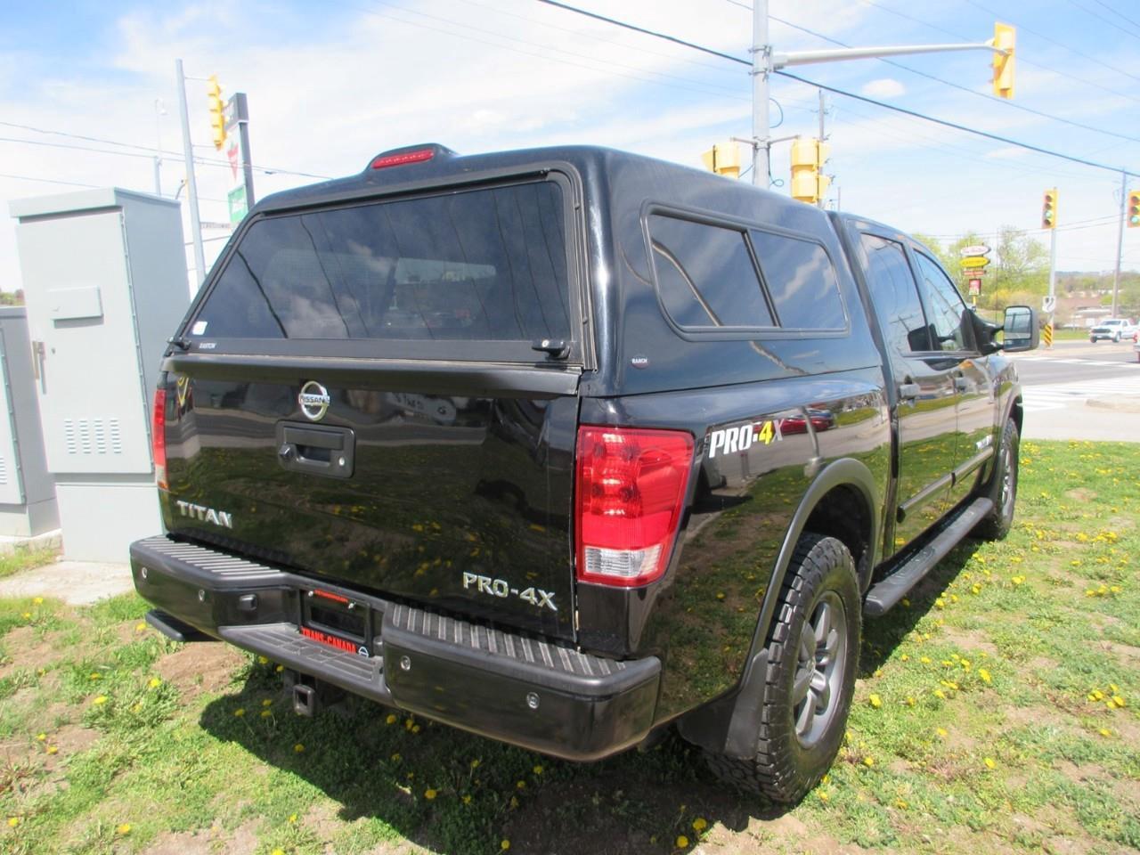 2015 Nissan Titan  Photo4