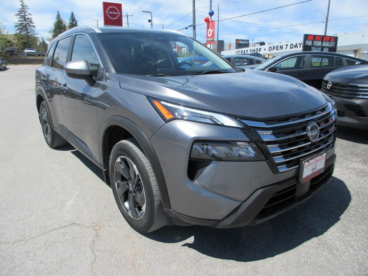 2024 Nissan Rogue SV MOONROOF Photo