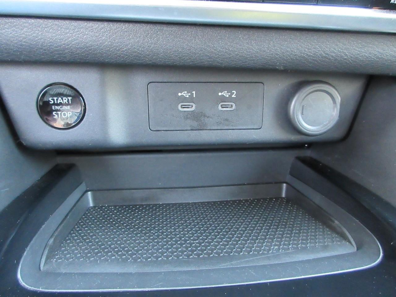 2024 Nissan Rogue SV MOONROOF Photo