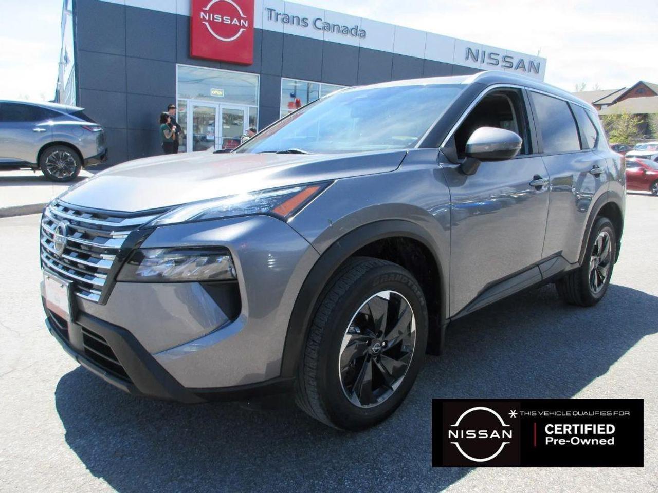 Used 2024 Nissan Rogue SV MOONROOF for sale in Peterborough, ON