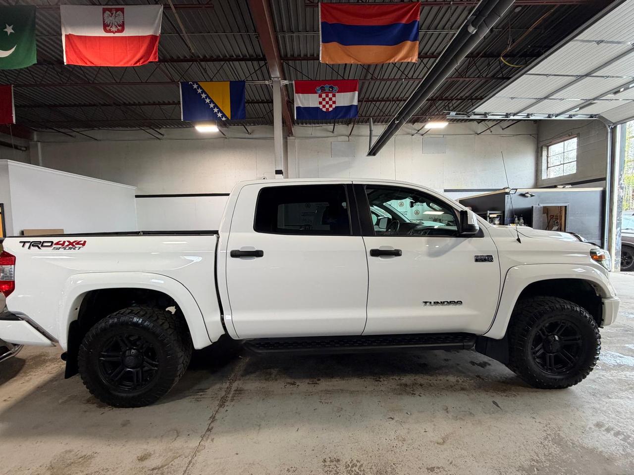 2018 Toyota Tundra 4X4 CrewMax | TRD SPORT | Plus 5.7L Photo