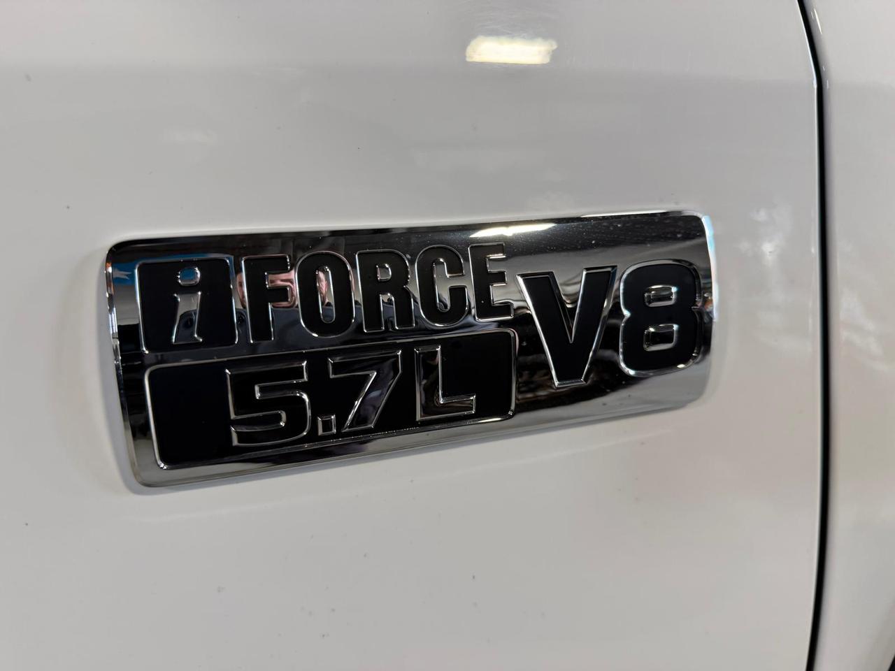 2018 Toyota Tundra 4X4 CrewMax | TRD SPORT | Plus 5.7L Photo