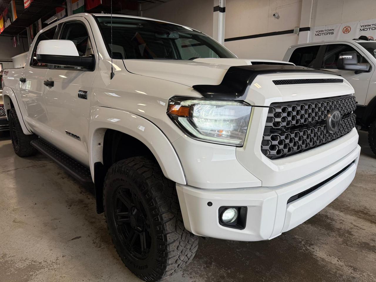 2018 Toyota Tundra 4X4 CrewMax | TRD SPORT | Plus 5.7L Photo
