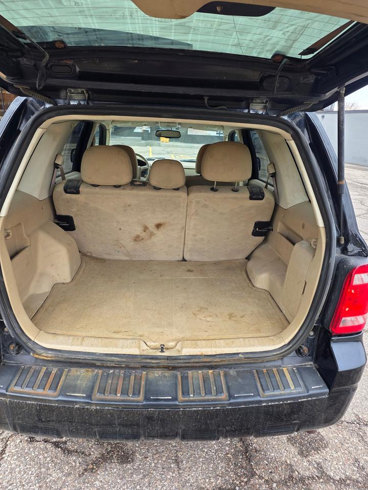 2012 Ford Escape FWD 4dr XLT Photo