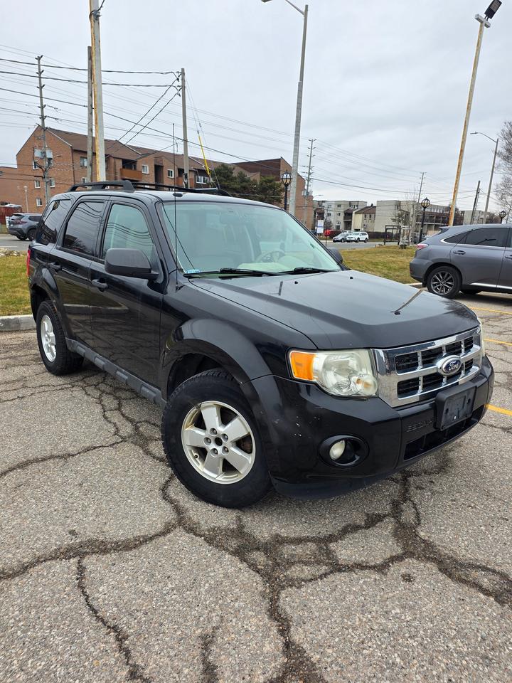 2012 Ford Escape FWD 4dr XLT Photo