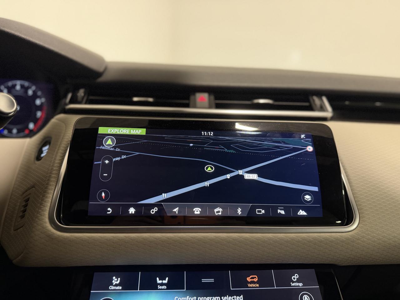 2018 Land Rover Range Rover Velar R-Dynamic SE Photo
