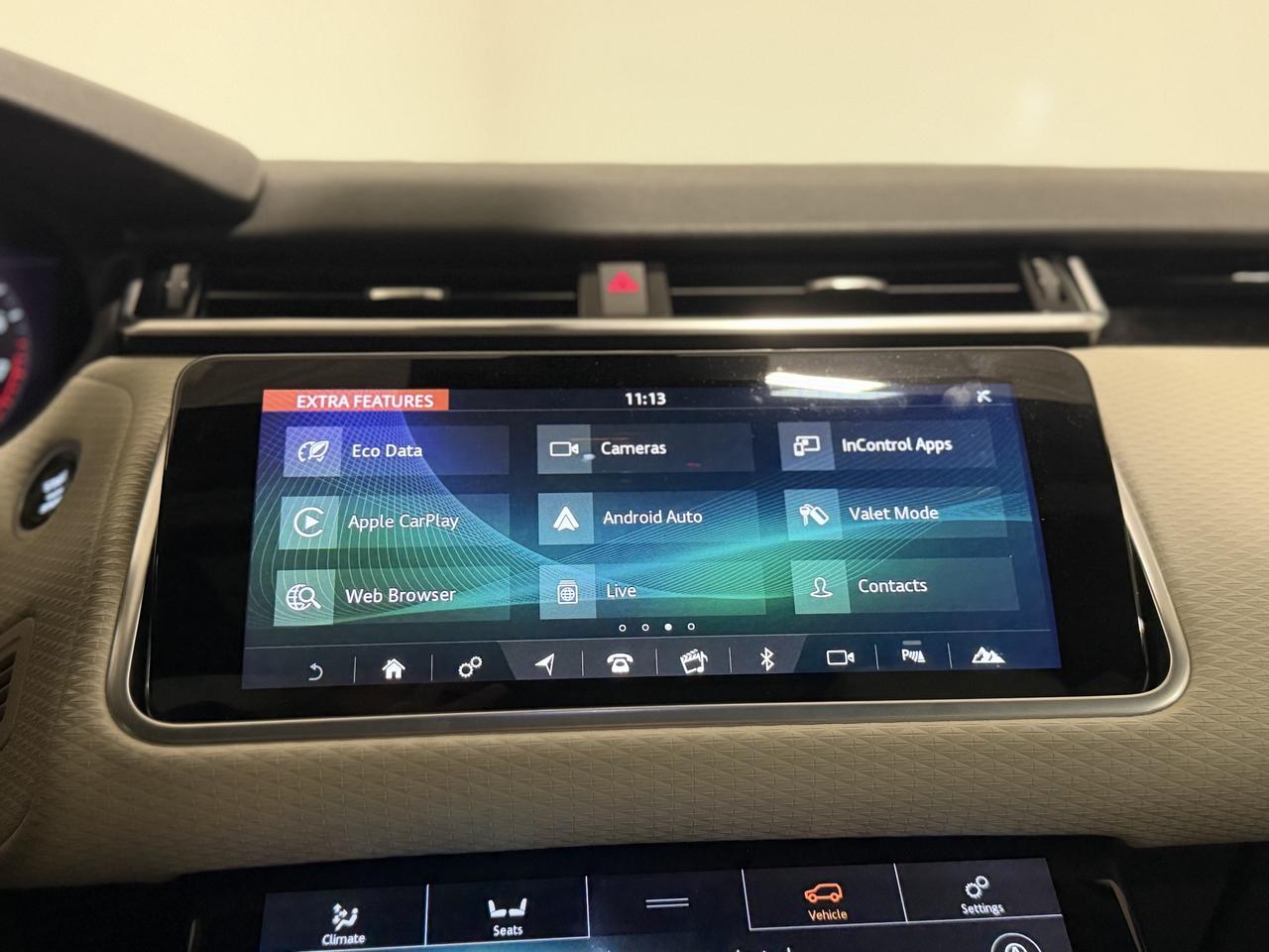 2018 Land Rover Range Rover Velar R-Dynamic SE Photo