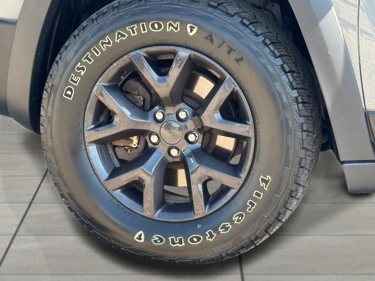 2019 Jeep Cherokee Upland 4x4+CLEAN CARFAX+ApplePlay Photo