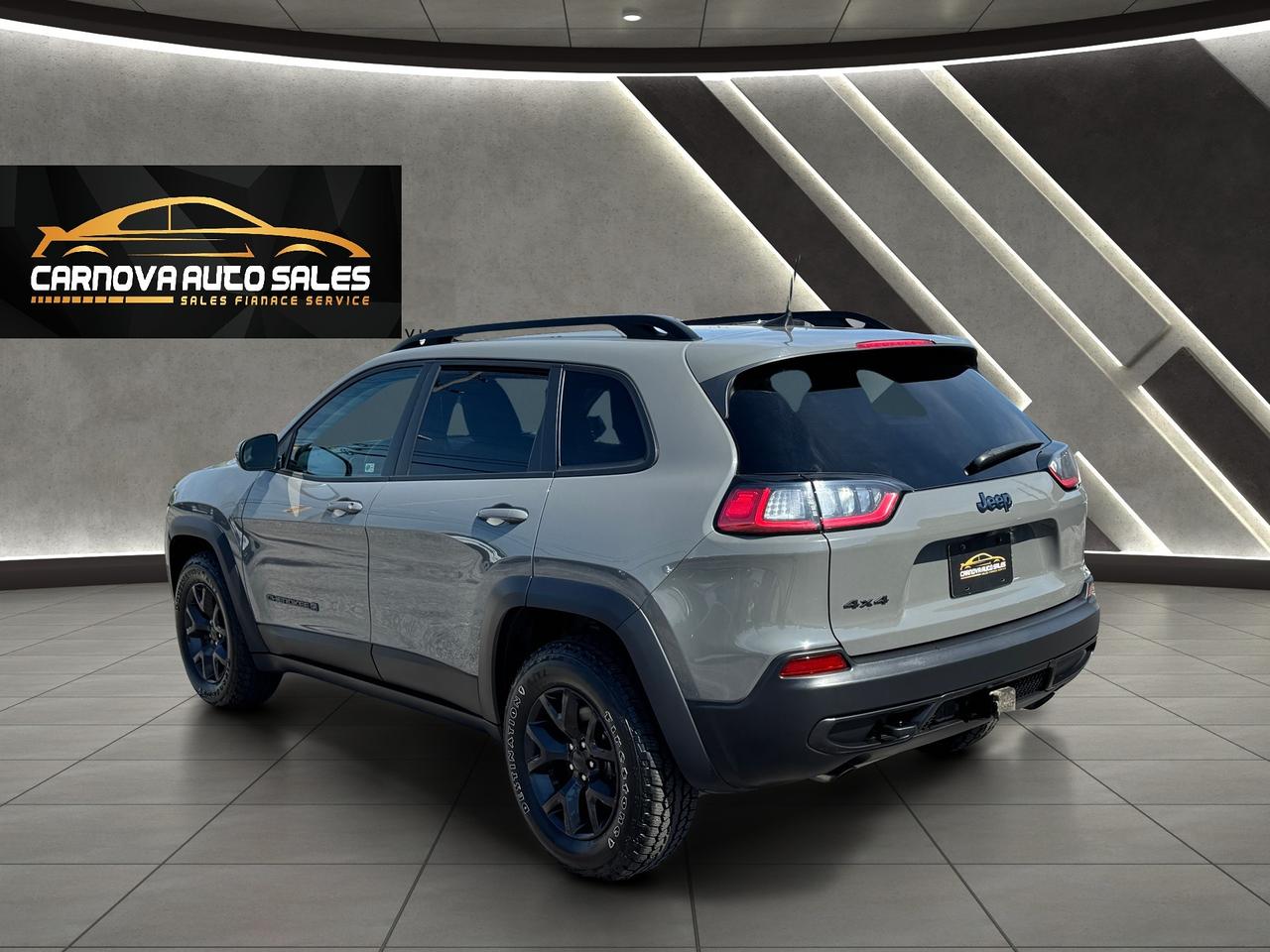 2019 Jeep Cherokee Upland 4x4+CLEAN CARFAX+ApplePlay Photo