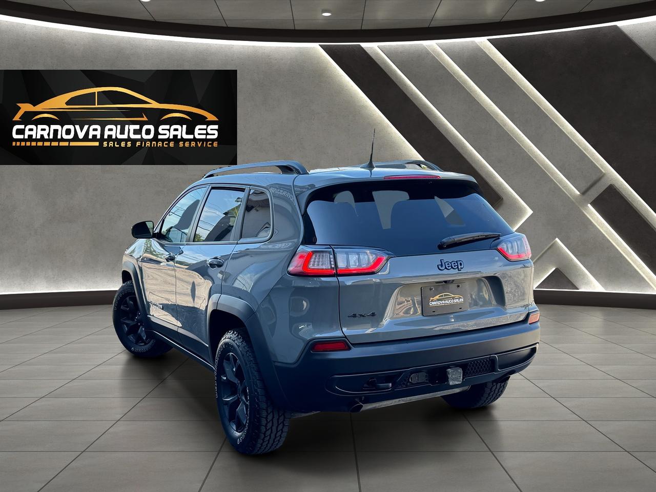 2019 Jeep Cherokee Upland 4x4+CLEAN CARFAX+ApplePlay Photo