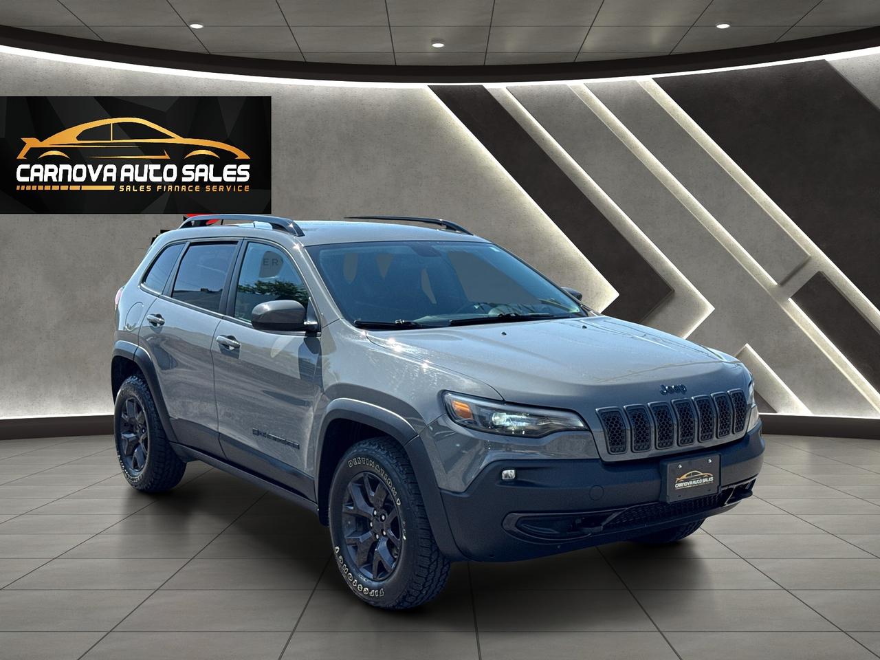 2019 Jeep Cherokee Upland 4x4+CLEAN CARFAX+ApplePlay Photo