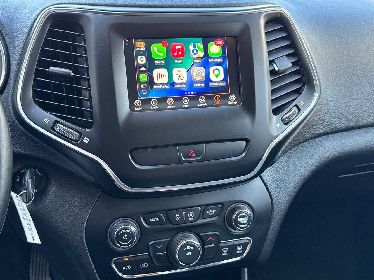2019 Jeep Cherokee Upland 4x4+CLEAN CARFAX+ApplePlay Photo