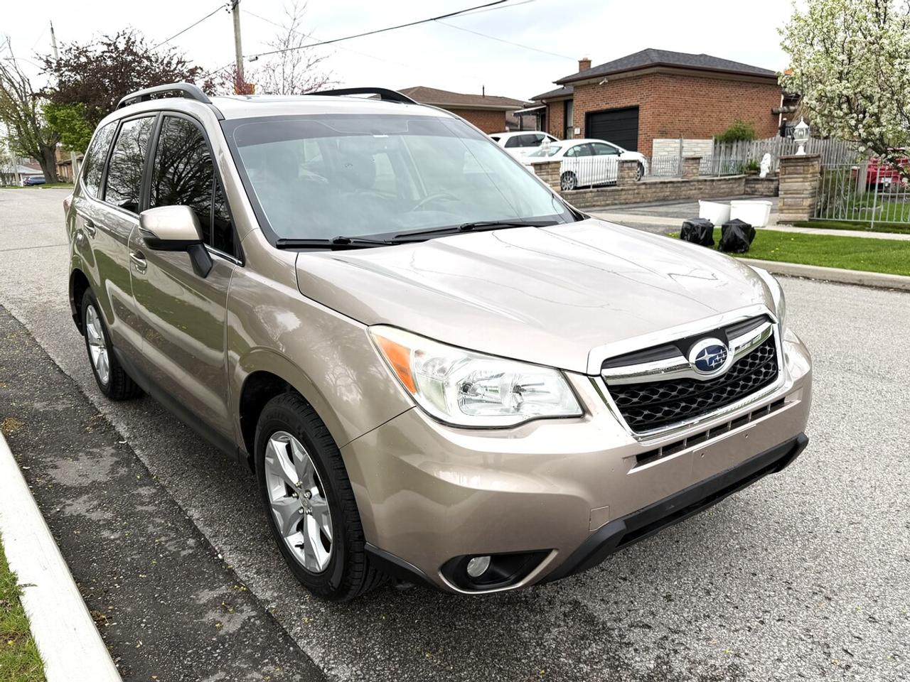 2014 Subaru Forester i Touring Photo