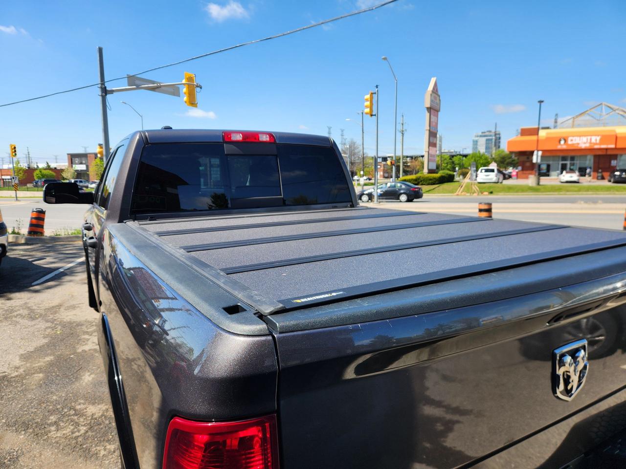 2016 RAM 1500 OUTDOORSMAN HEMI CREW CAB TONNEAU Photo