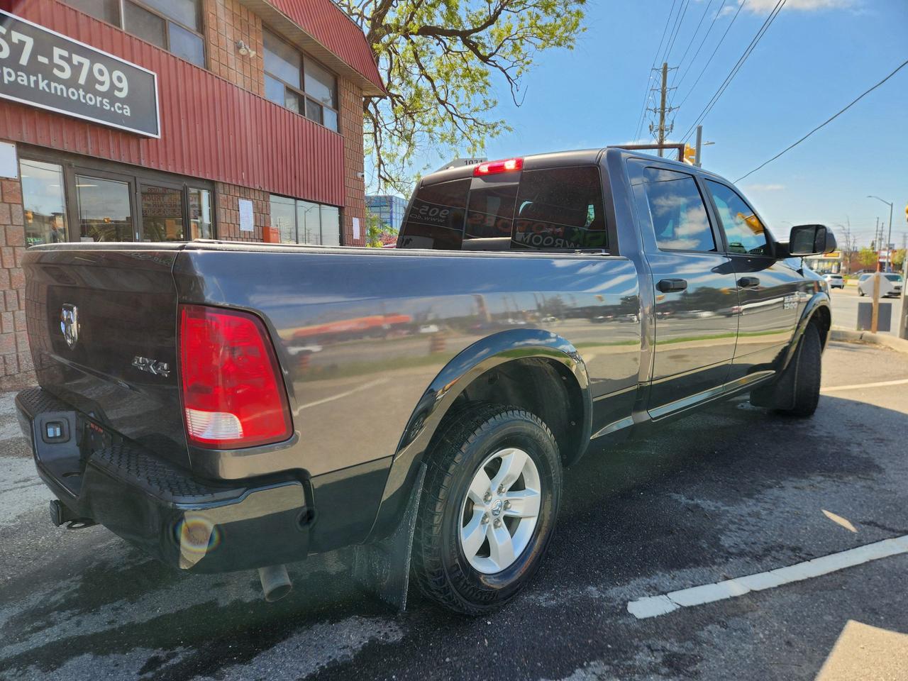 2016 RAM 1500 OUTDOORSMAN HEMI CREW CAB TONNEAU Photo