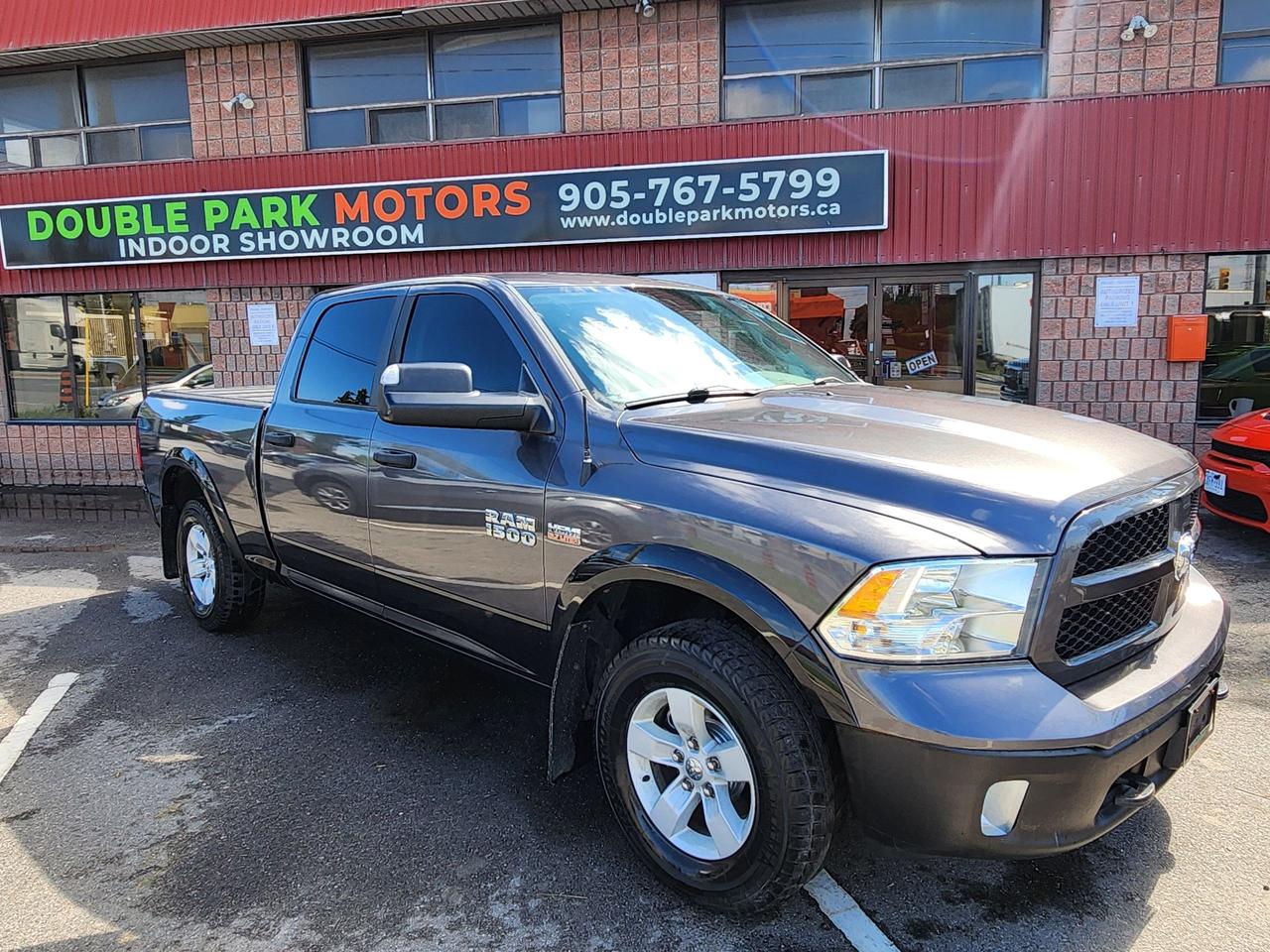 2016 RAM 1500 OUTDOORSMAN HEMI CREW CAB TONNEAU Photo3