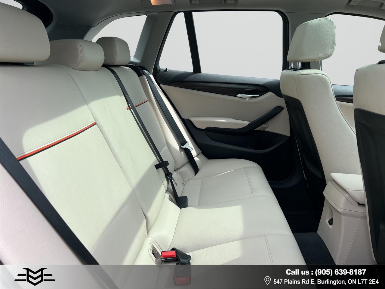 2015 BMW X1 XDRIVE28i AWD - NAVI - LEATHER - MOONROOF !!! Photo