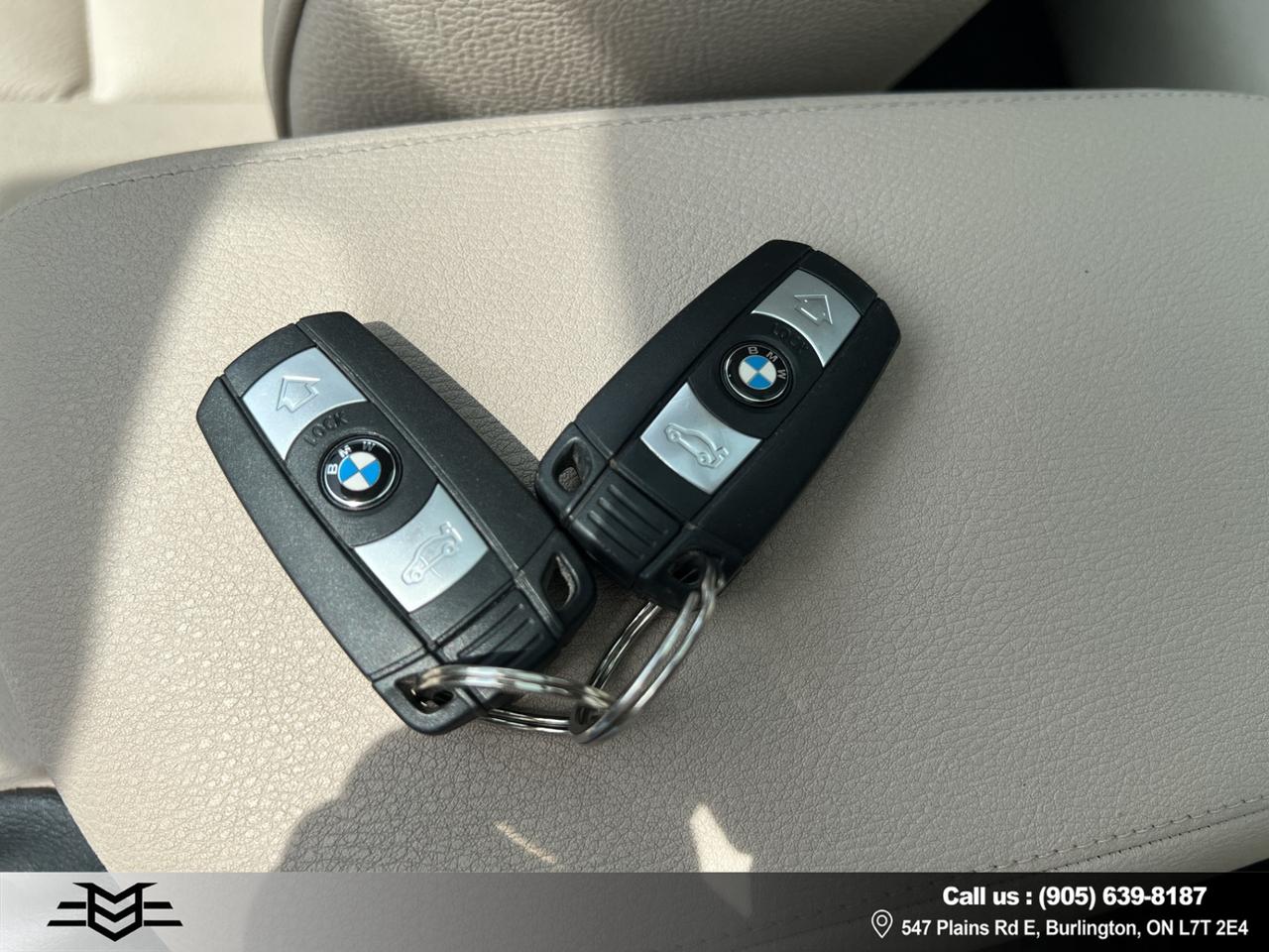 2015 BMW X1 XDRIVE28i AWD - NAVI - LEATHER - MOONROOF !!! Photo
